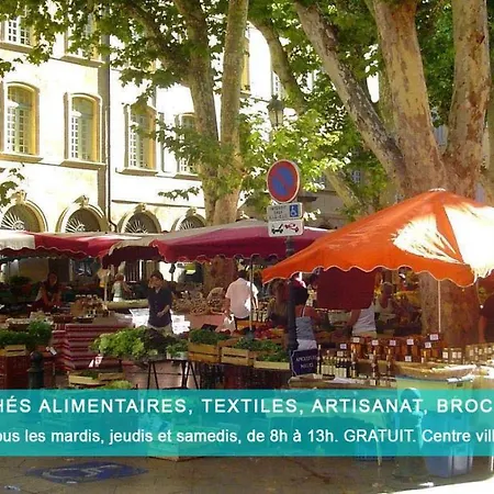 Le Blck&whte, Place Des Precheurs, Parking, Netflix * Aix-en-Provence